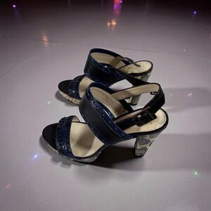 VC Signature Women’s multicolor High Heels Size 8.5